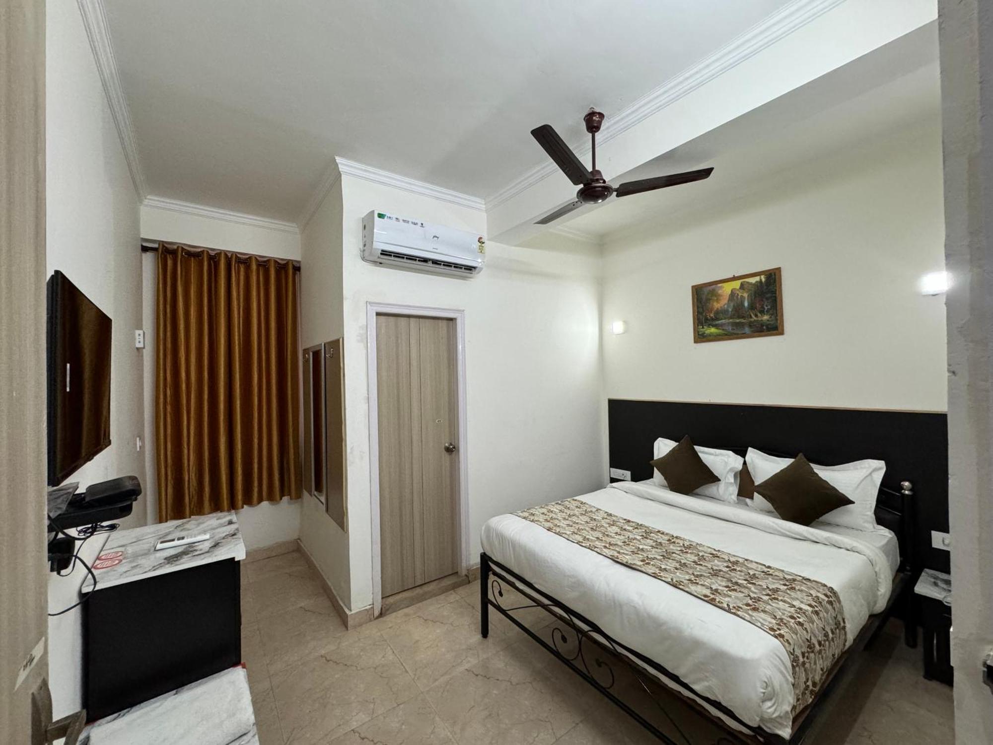 Airport Hotel Annexe New Delhi Eksteriør billede