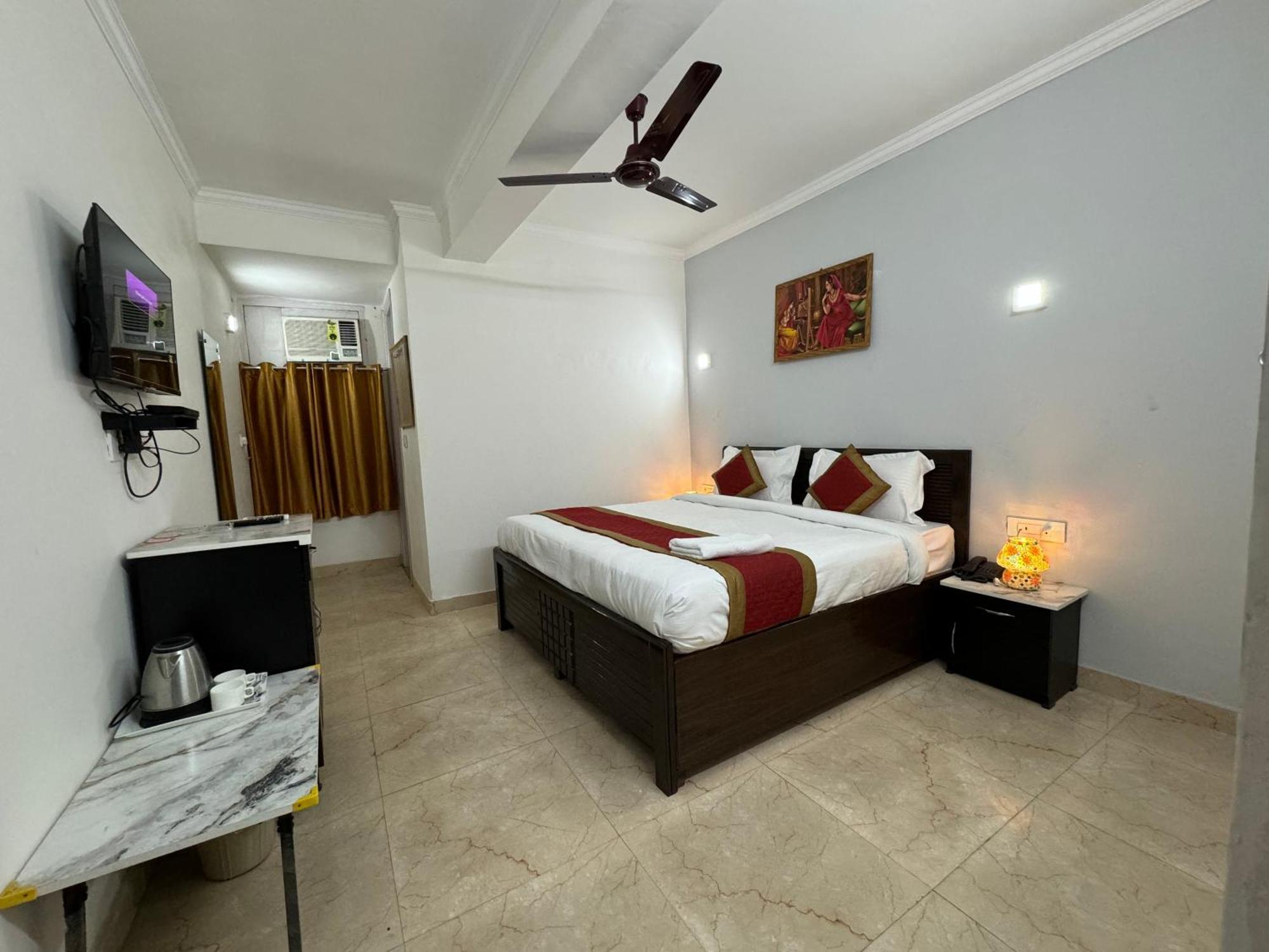 Airport Hotel Annexe New Delhi Eksteriør billede